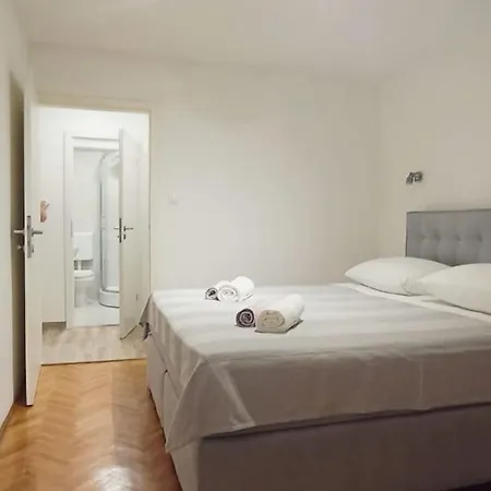 Apartman Dali Apartment